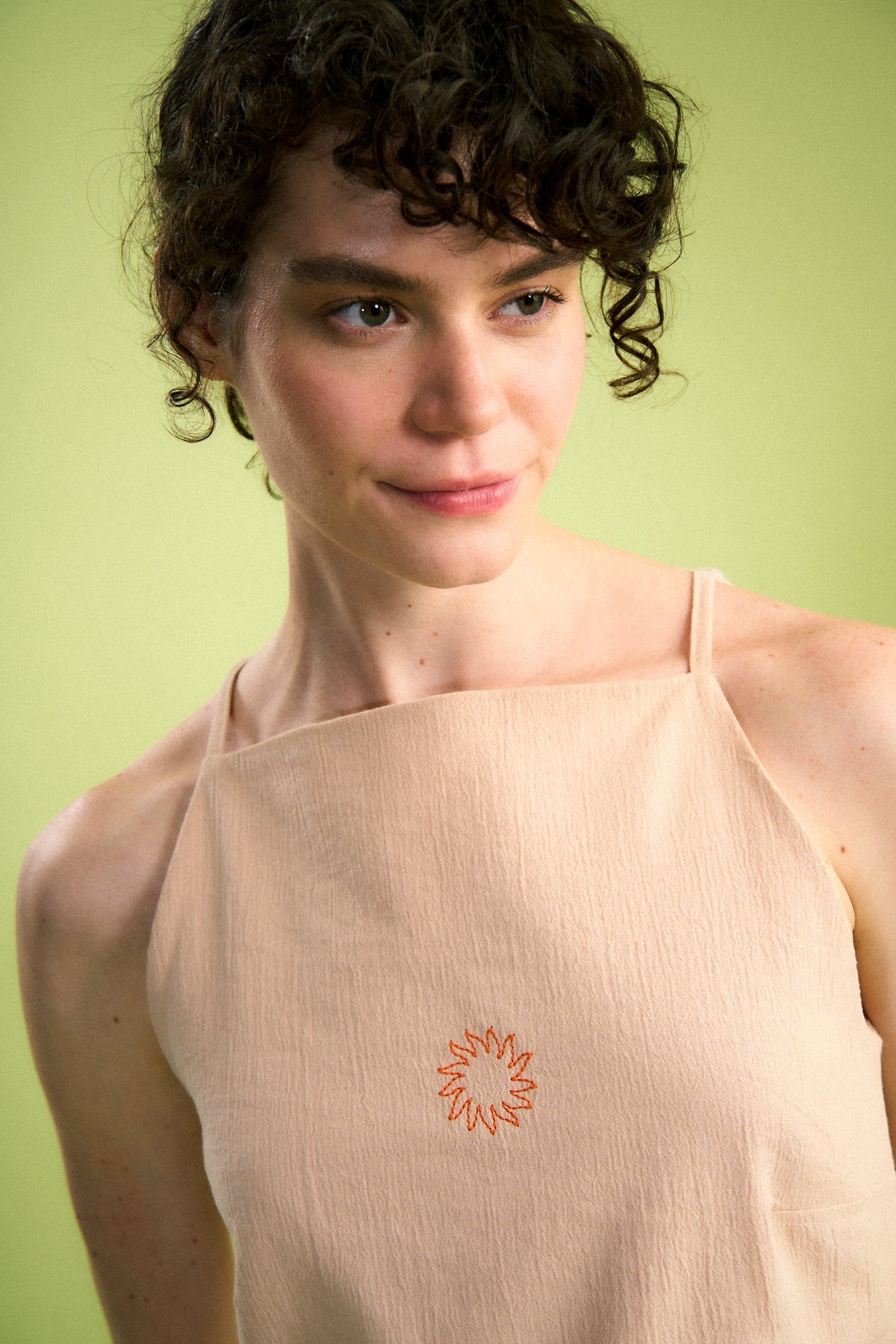 Güneş ve Dalga Müslin Kısa Elbise - Bej