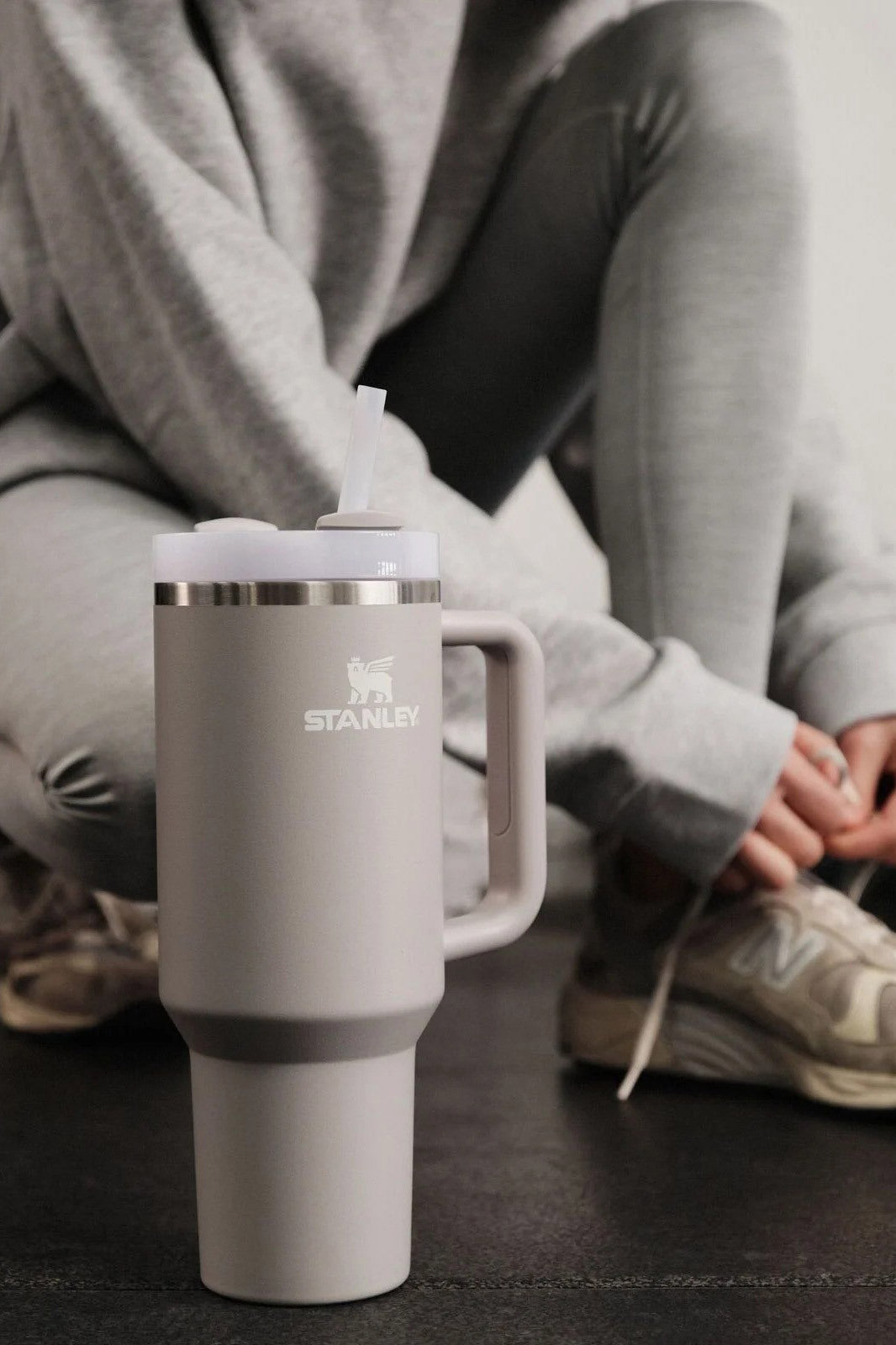 Stanley Quencher Pipetli Termos Bardak 1.18 Lt - Antrasit