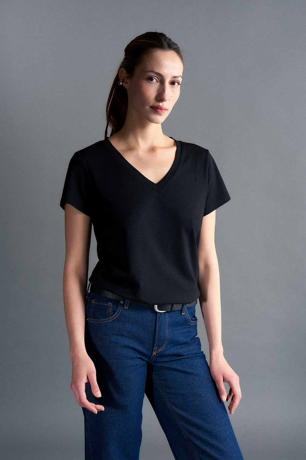 Basic V Yaka Modal Kadın T-shirt - Siyah