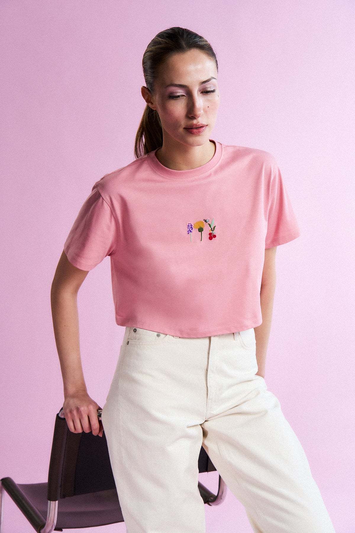 Flowers Lightweight Crop T-Shirt - Pembe