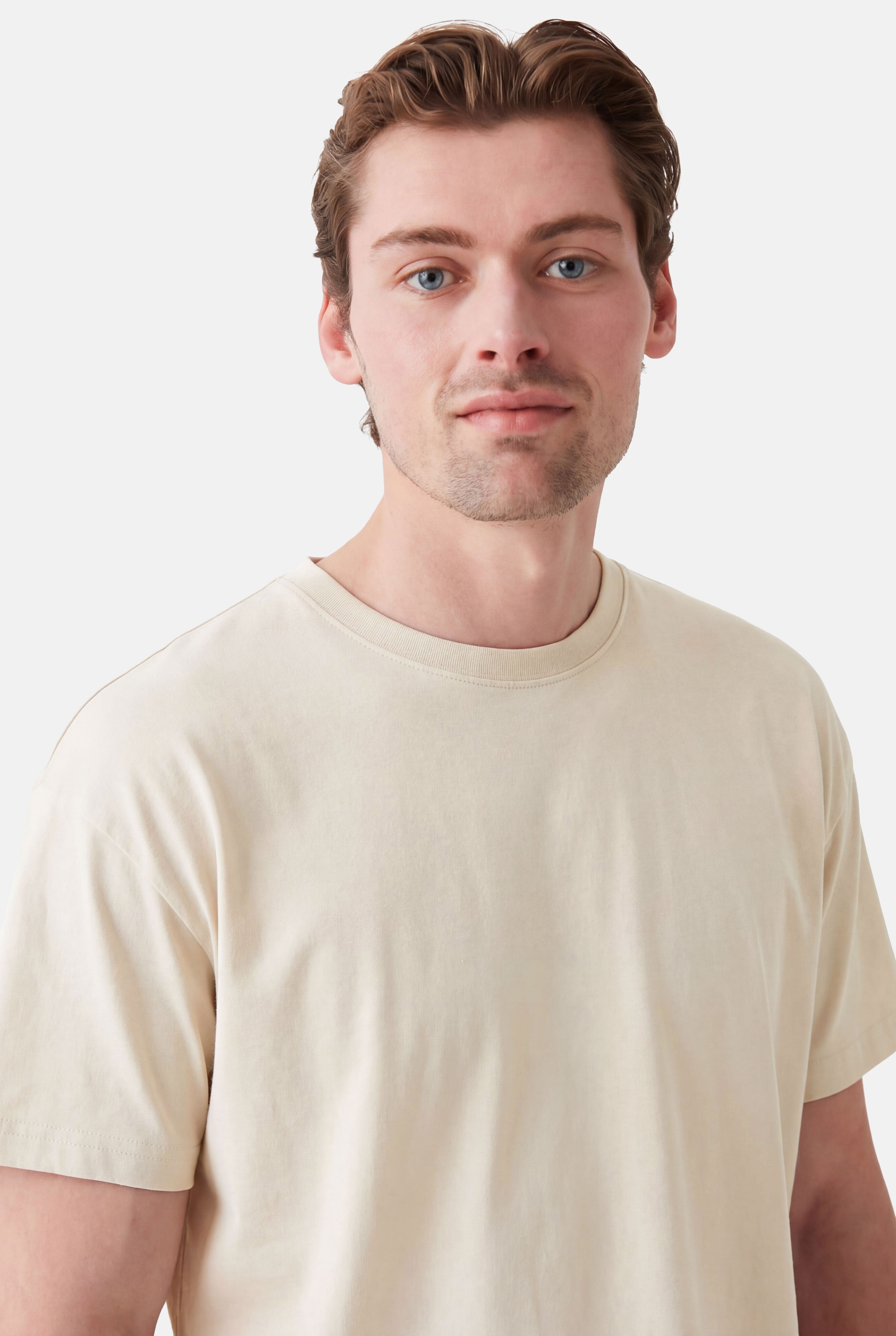 Basic Premium T-Shirt - Ekru