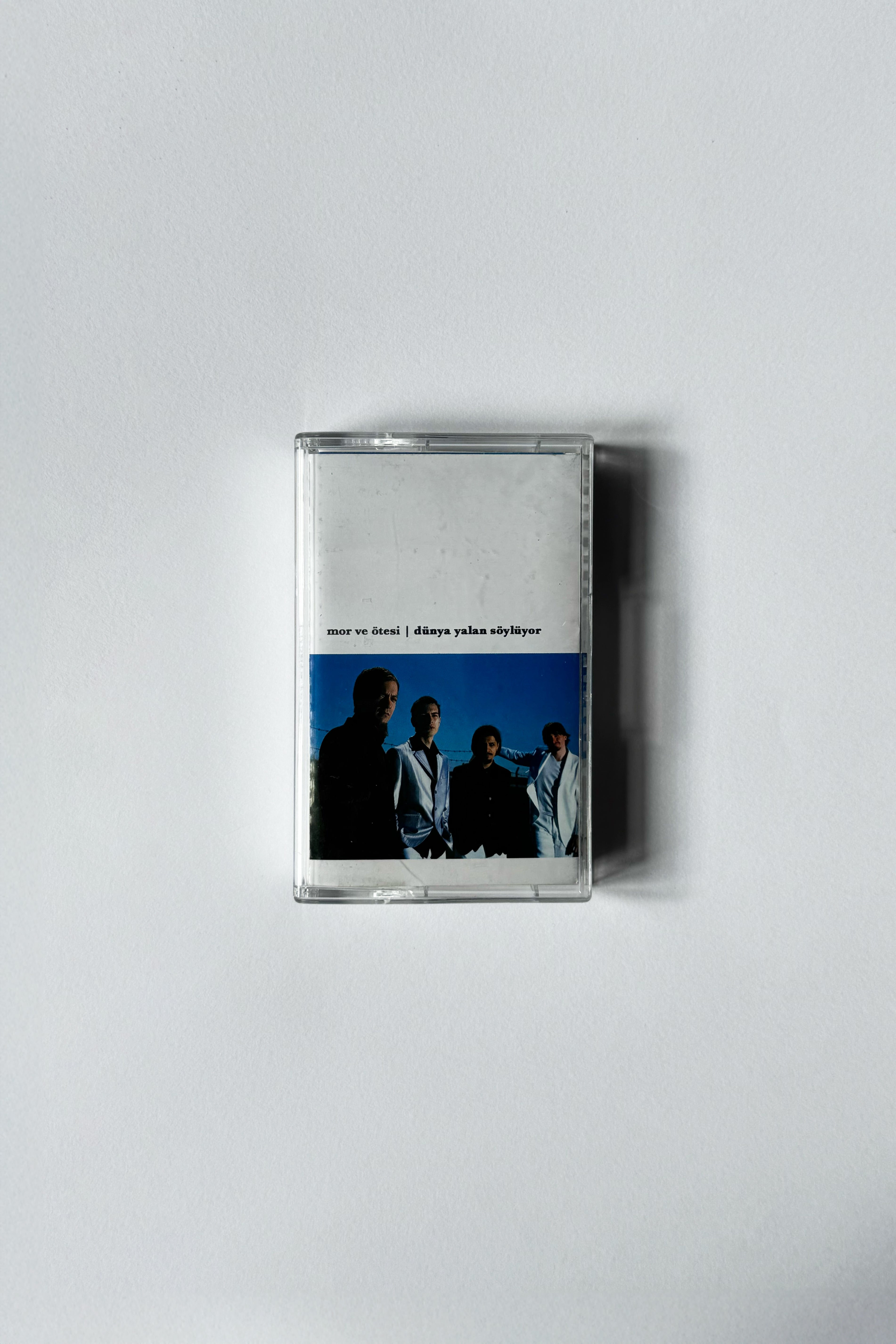 Dünya Yalan Söylüyor Soft Fleece Hoodie - Siyah