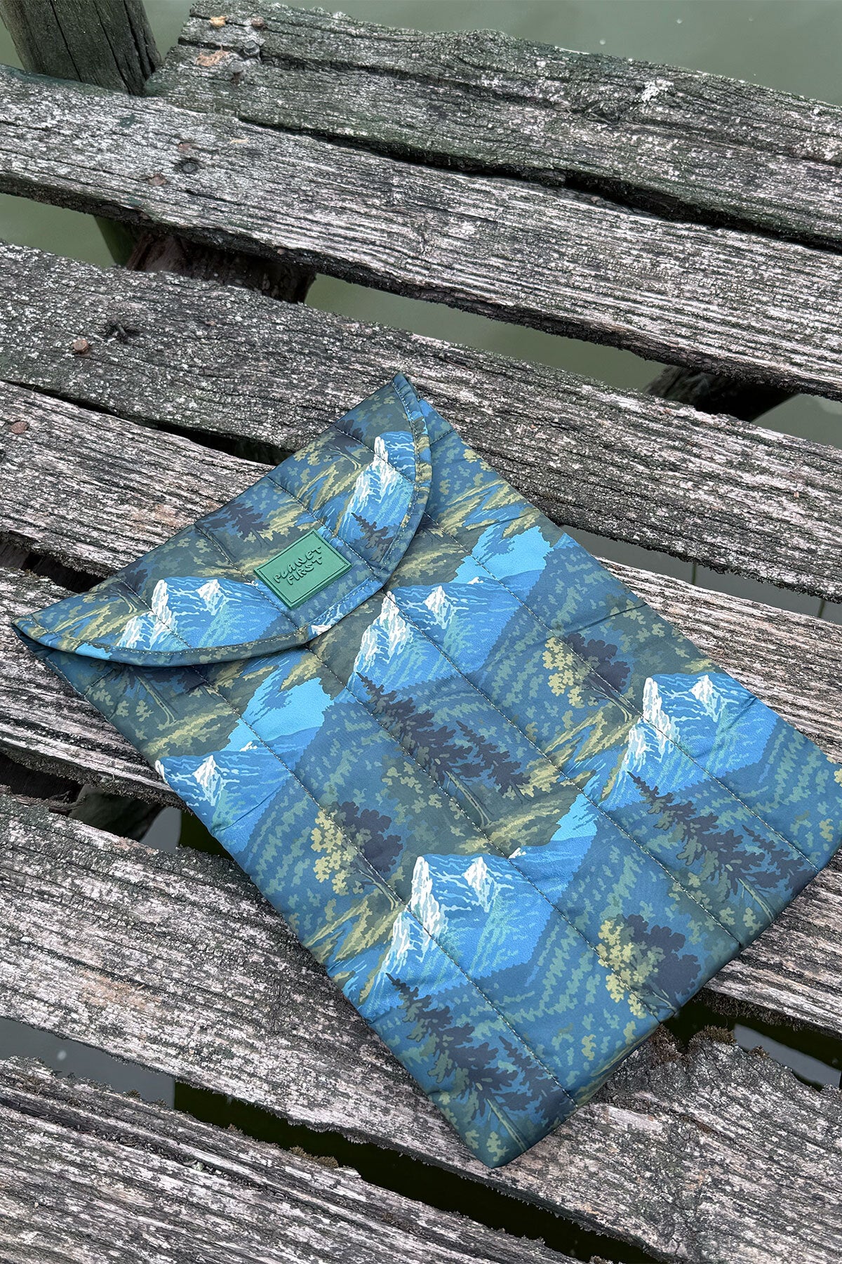 Mountain Puffer Laptop Case - Baskılı