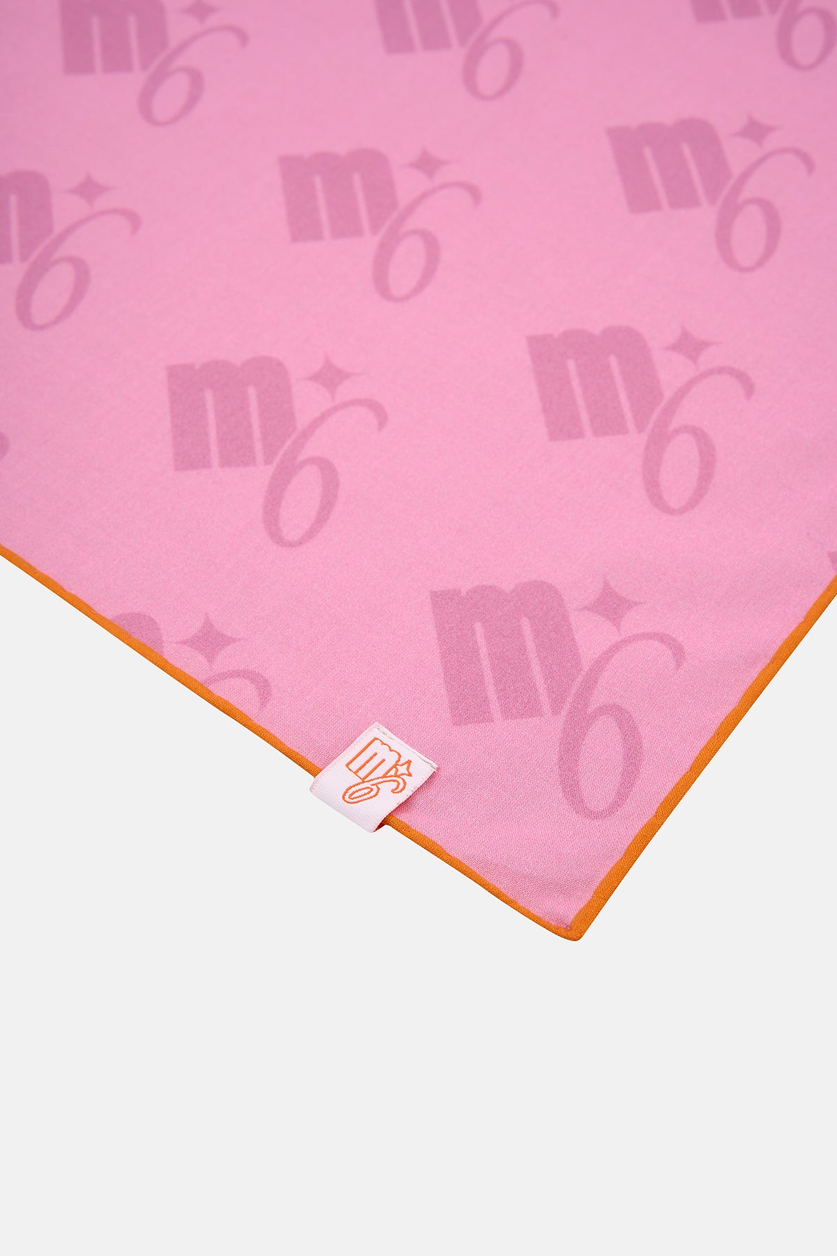 M6 Bandana - Pembe