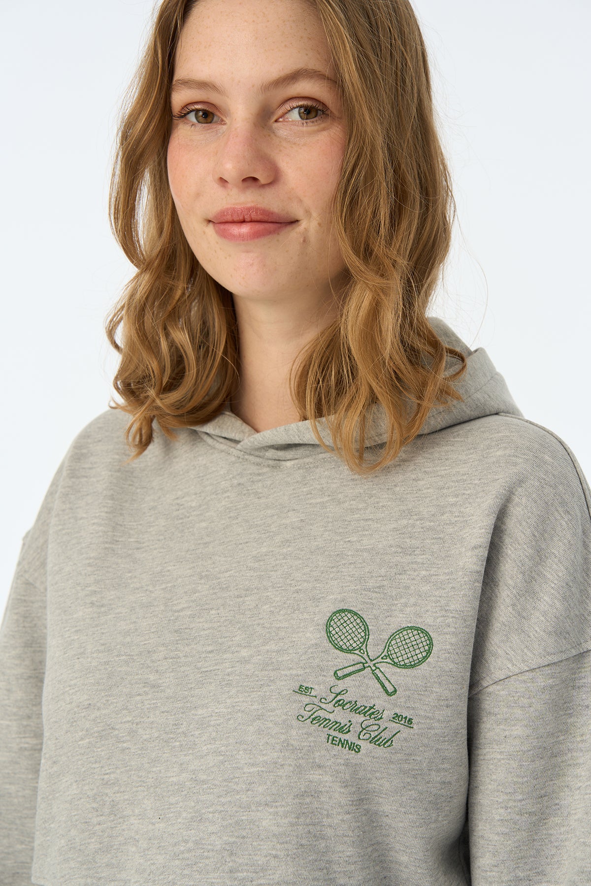 Socrates Tennis Club Crop Hoodie - Gri Melanj