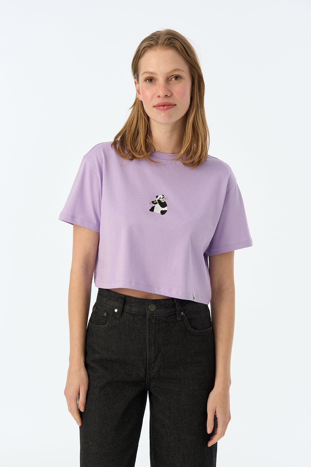 Giant Panda Light-Weight Crop T-Shirt  - Lila