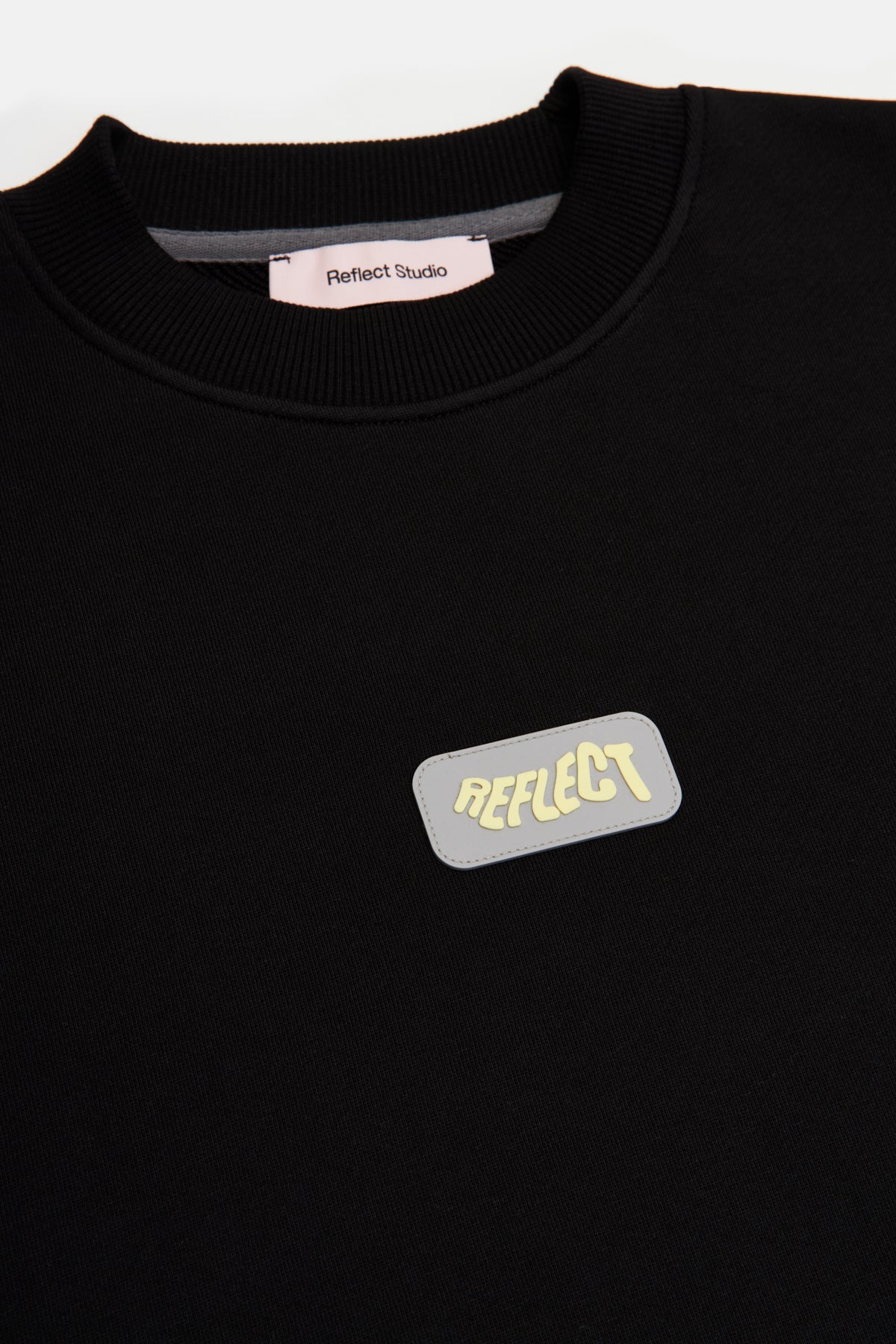 Logo Tag Oversize Sweatshirt - Black · 2