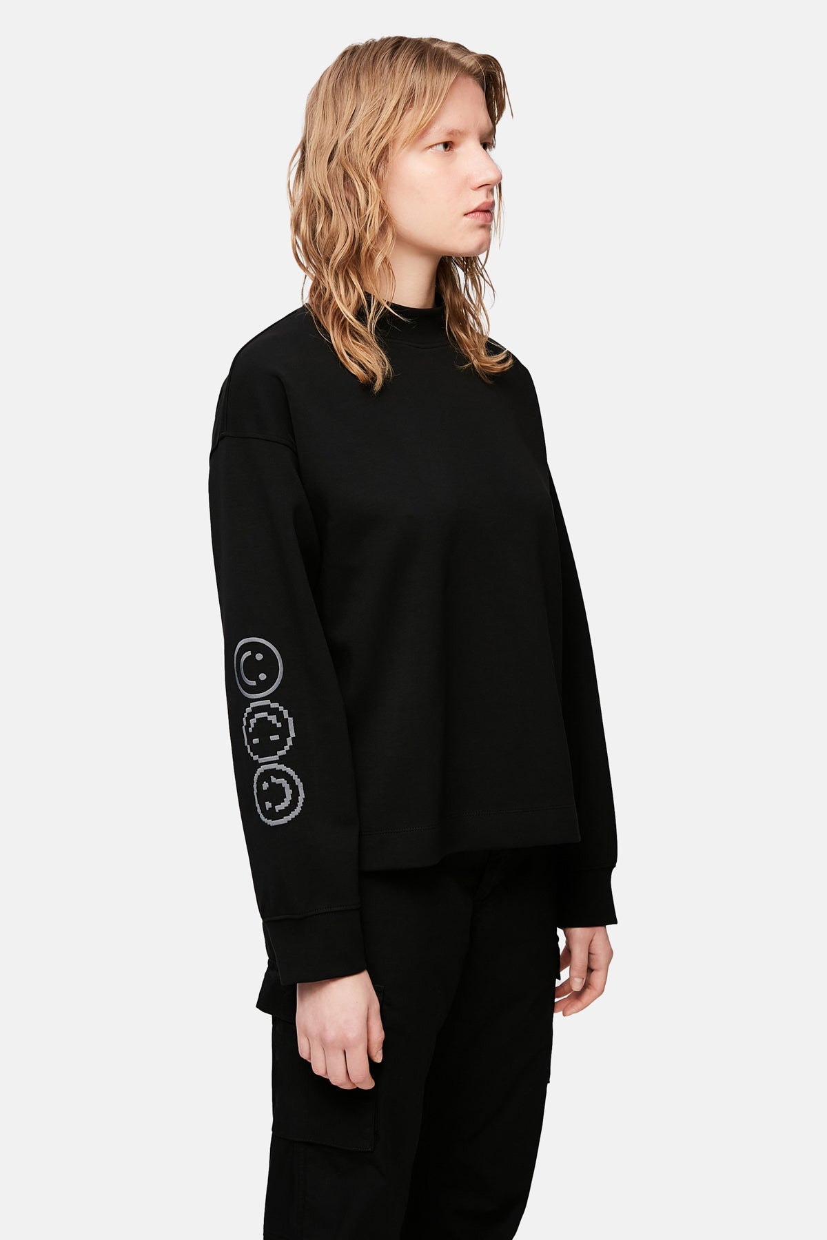 Logo Tag Oversize Sweatshirt - Black